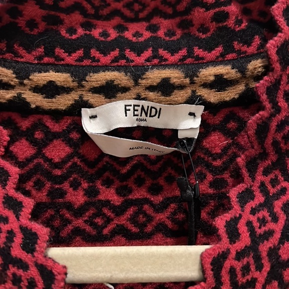 Absolutely Gorgeous Fendi top. - Picture 2 of 8